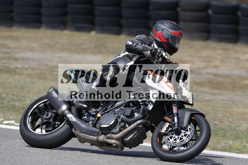 /37 09.08.2026  Pluess Motosport ADR/Einsteiger/439